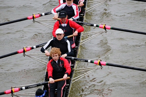 Jess Lion rows in the Hammersmith Head 2016